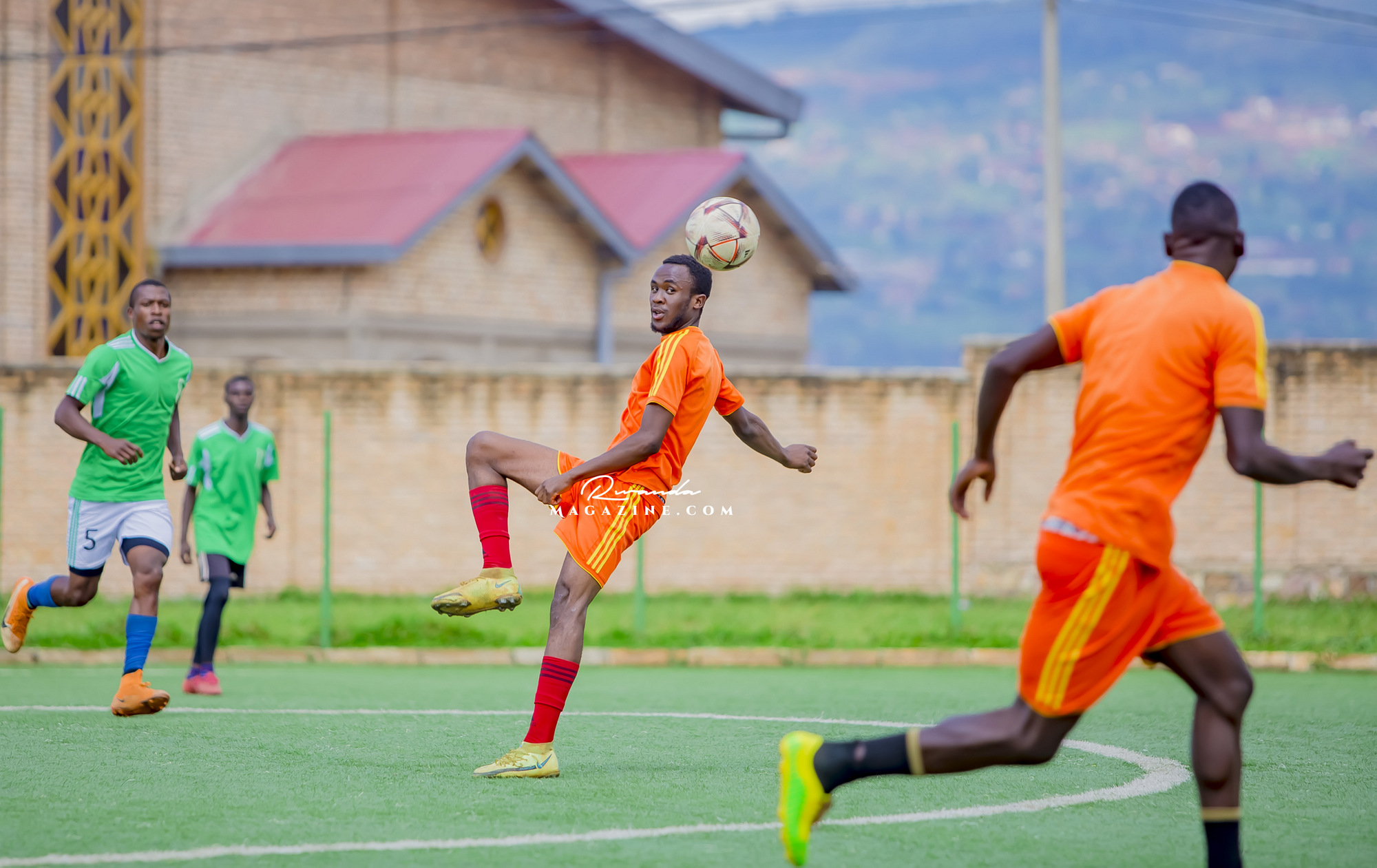 Umurenge wa Runda wegukanye igikombe mu bukangurambaga bwo kwirinda ...