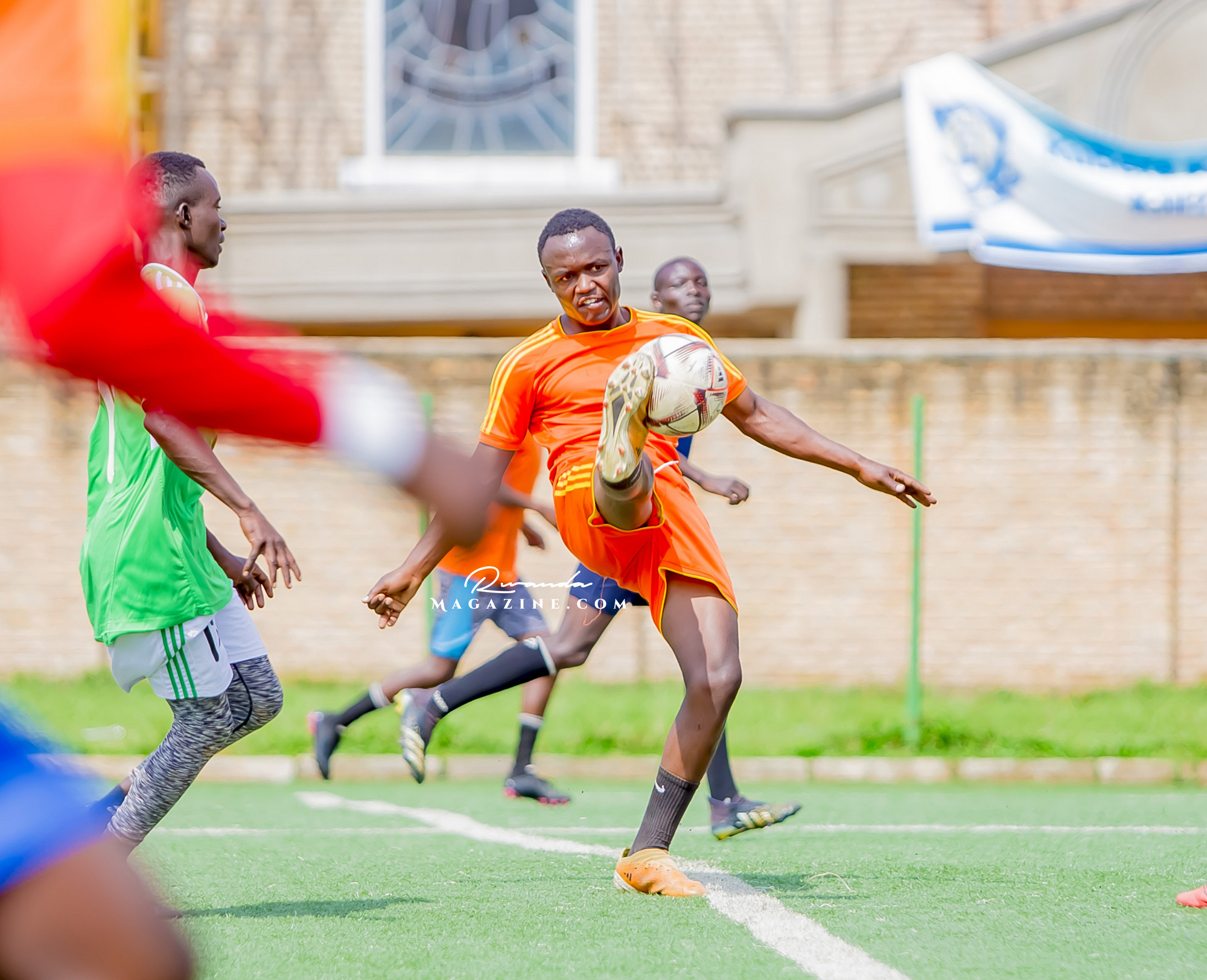 Umurenge wa Runda wegukanye igikombe mu bukangurambaga bwo kwirinda ...