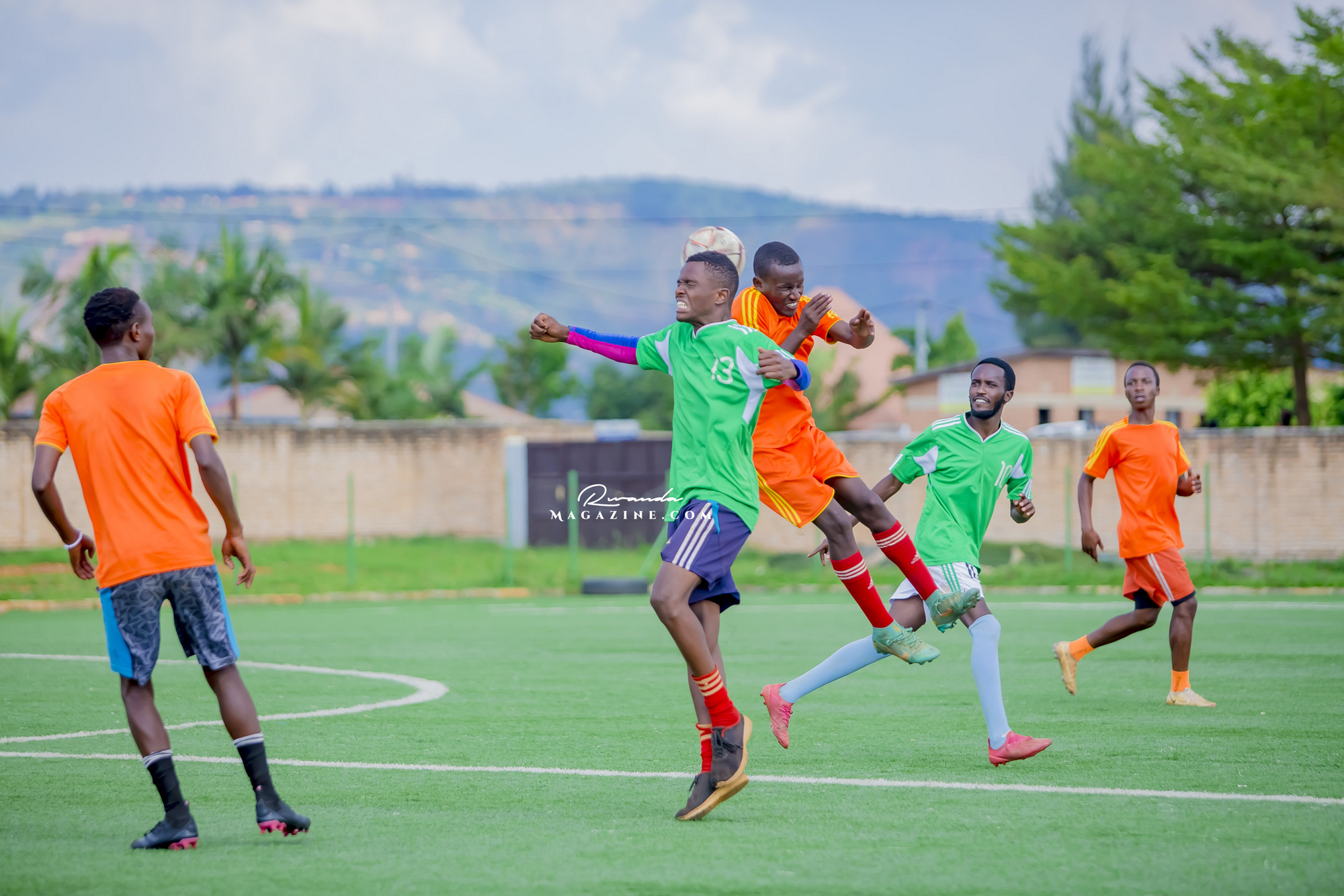 Umurenge wa Runda wegukanye igikombe mu bukangurambaga bwo kwirinda ...