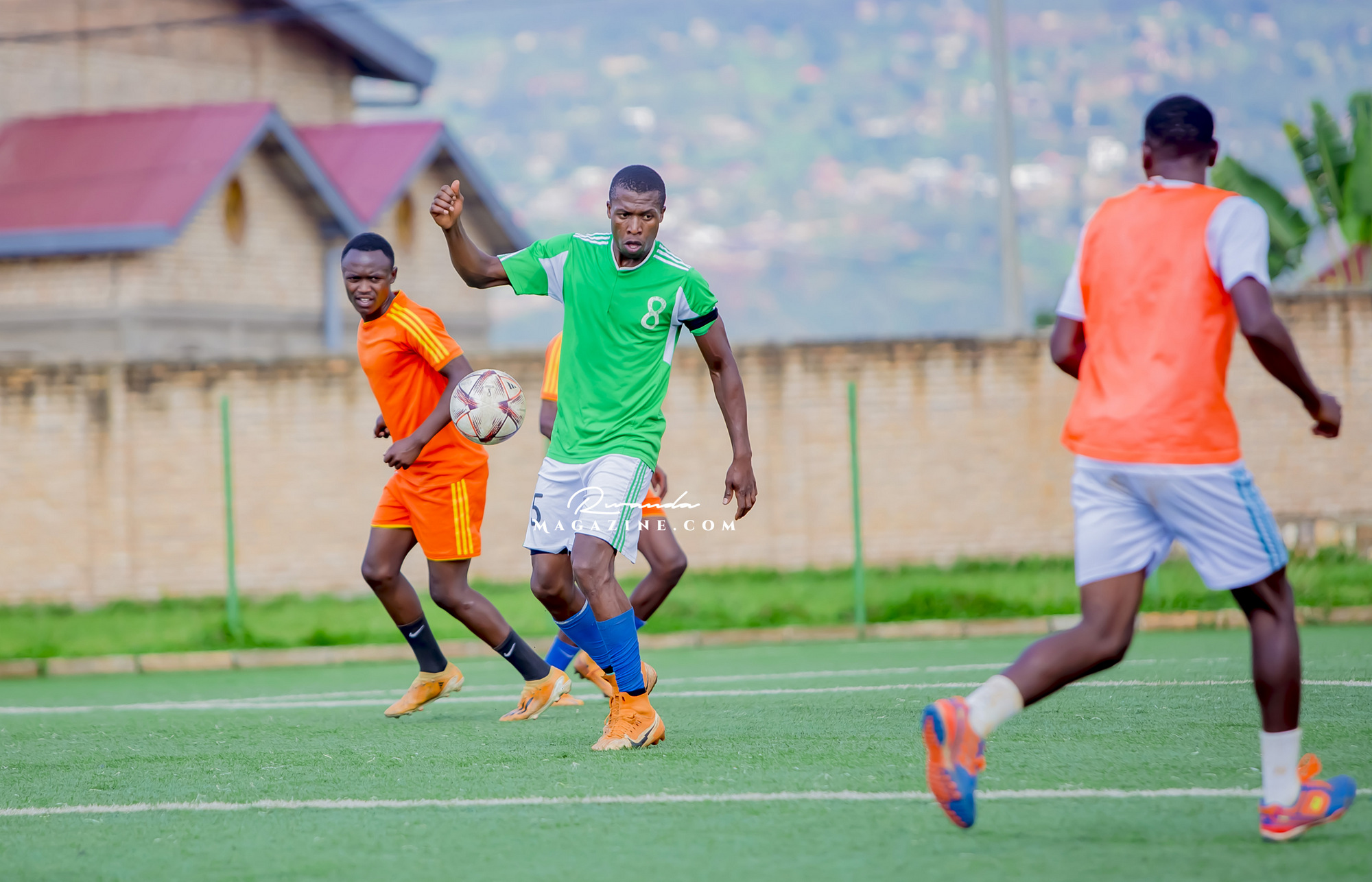 Umurenge wa Runda wegukanye igikombe mu bukangurambaga bwo kwirinda ...